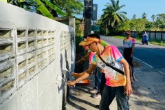 LINE_ALBUM_กิจกรรมทาสีกำแพงโรงเรียน-จาก.ห้างไดอน่า_240312_28